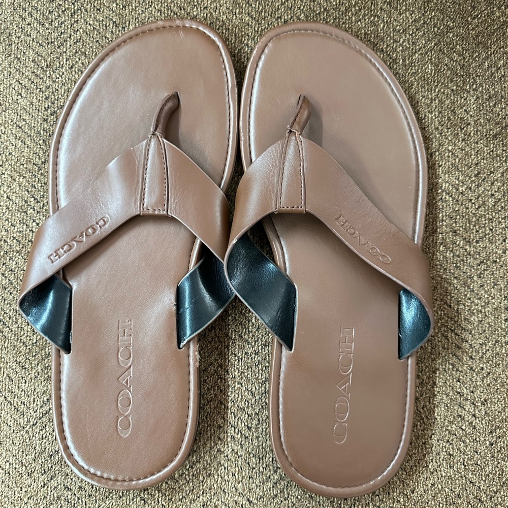 Coach Men’s Flip Flops in Brown Leather Size 9